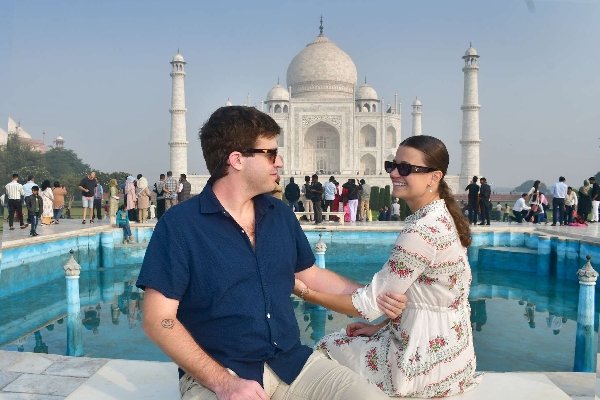 Quick booking Taj Mahal